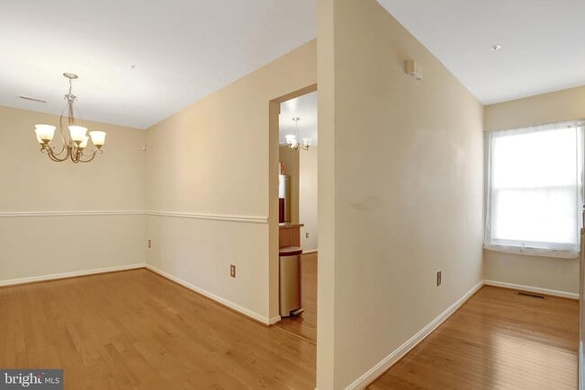 Building Photo - 8819 Hardesty Dr