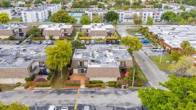 Building Photo - 8107 SW 23rd Ct