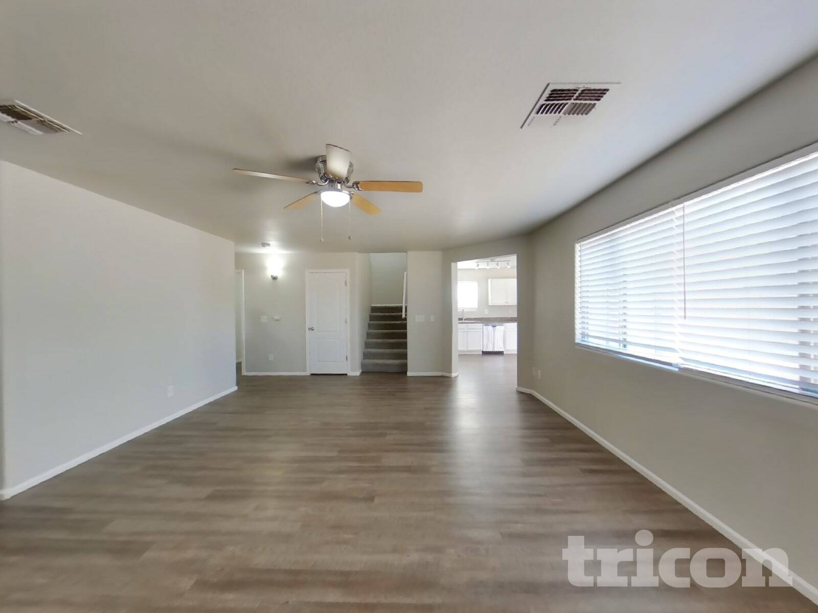 Building Photo - 4151 E Aragonite Ln