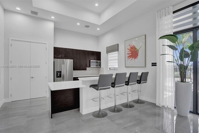 Building Photo - 268 NE 210th Way