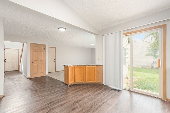 Building Photo - 500 Harrington Dr