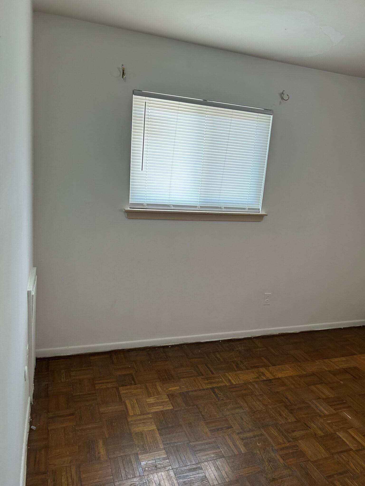 Building Photo - 29158 Longview Ave