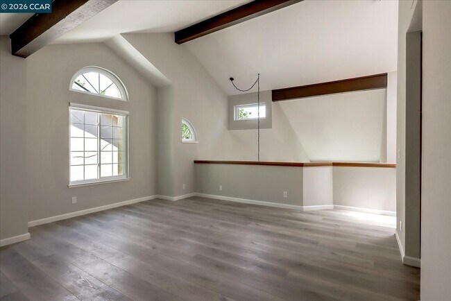 Building Photo - 1539 Trimingham Dr
