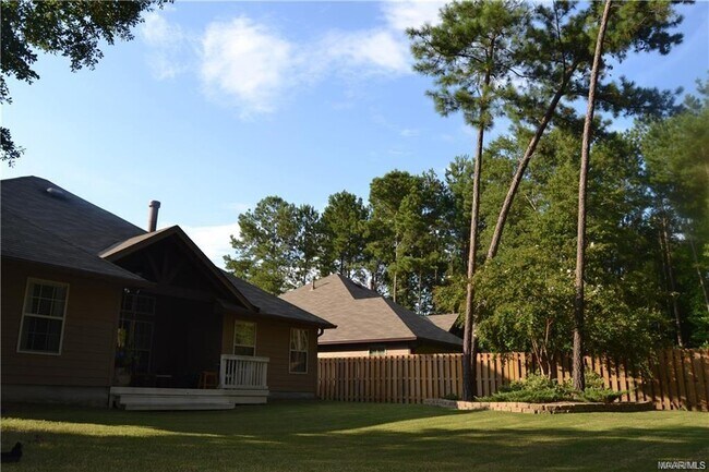 Building Photo - 9624 Gunnison Dr