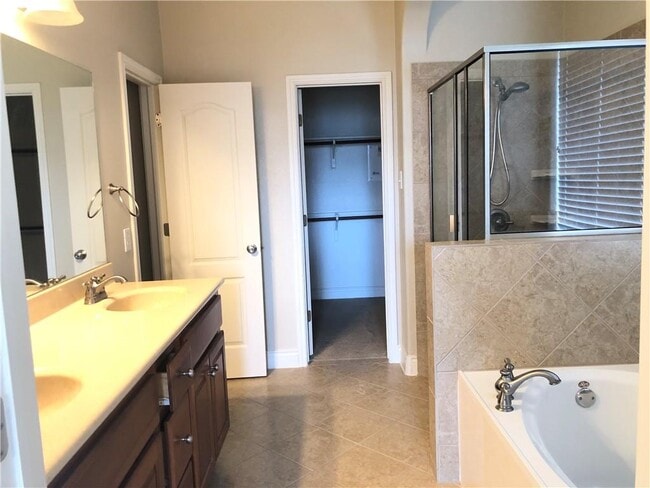 Building Photo - 2684 Salorn Way
