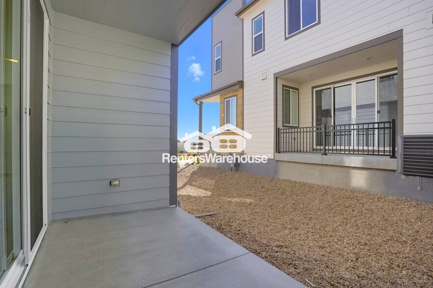 Building Photo - 6601 N Netherland St
