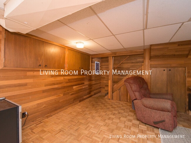 Building Photo - 8300 NE Tillamook St