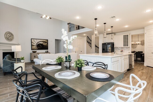 Building Photo - 4118 Ana Ridge Ln