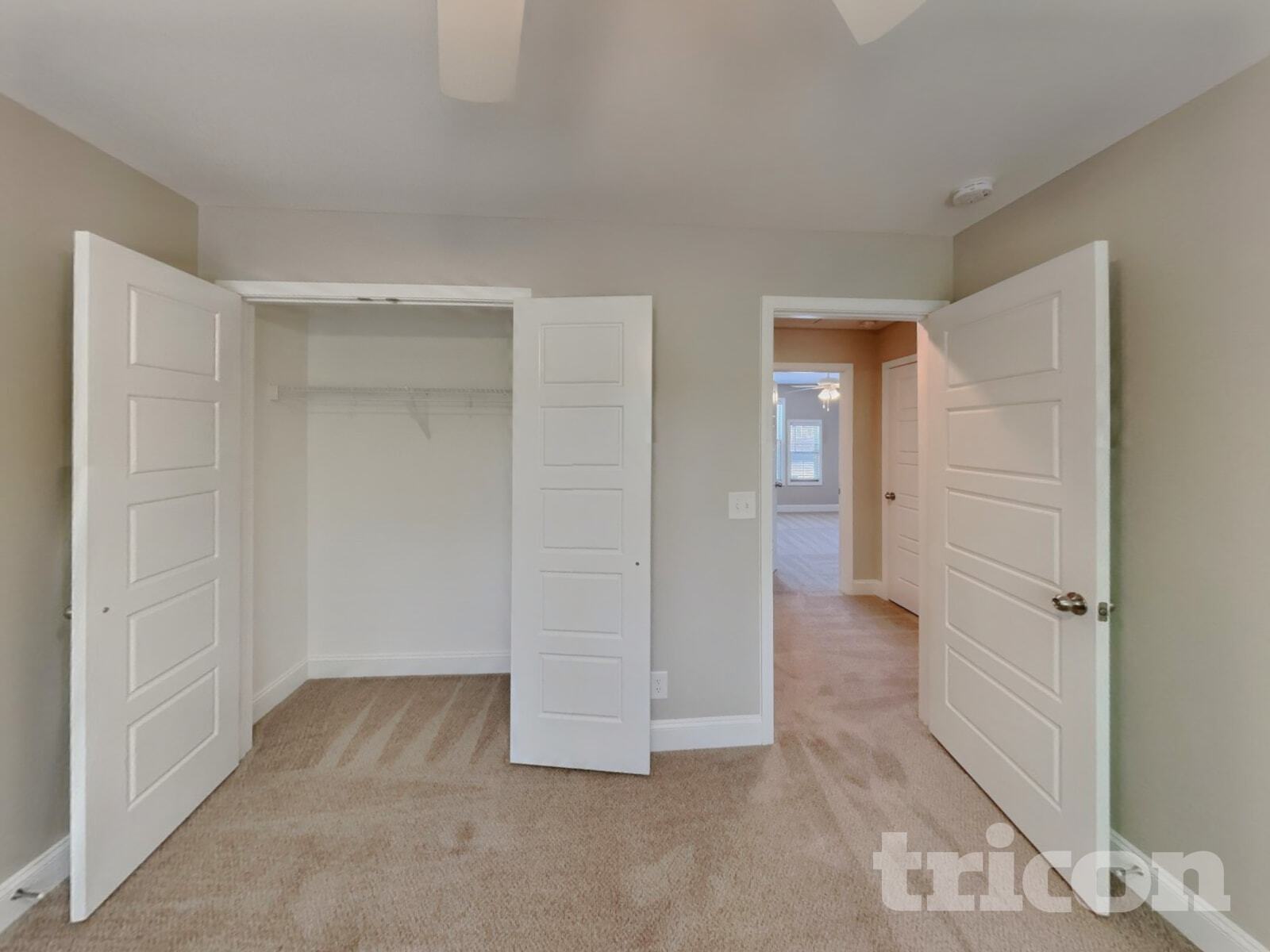 Building Photo - 124 Lucerne Ln