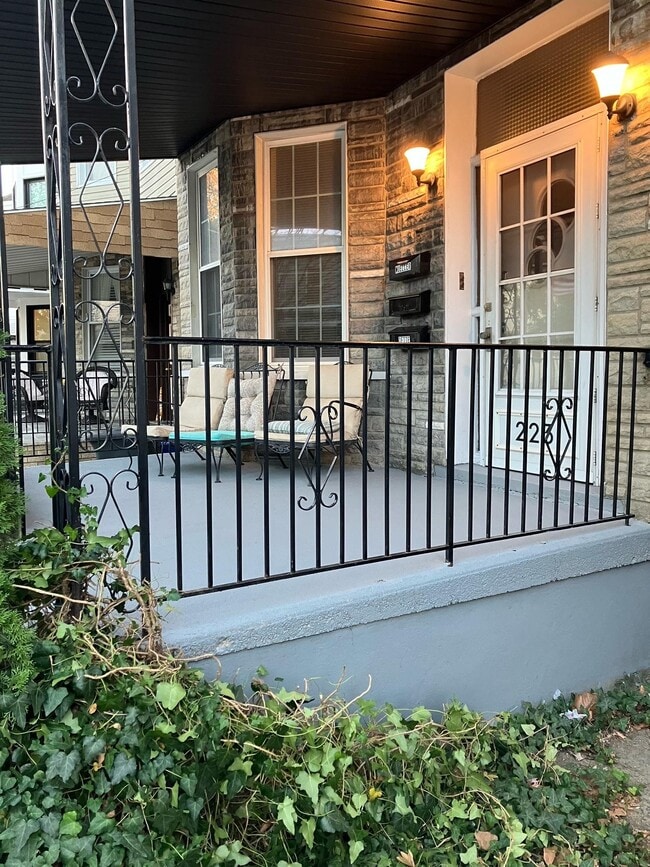 Building Photo - 223 Dodd St