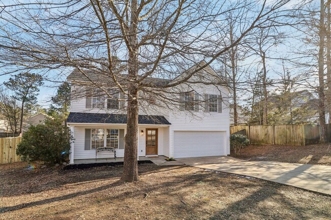 Building Photo - NEWLY REMOLDED HOME IN CHAPIN'S EAGLE POINT