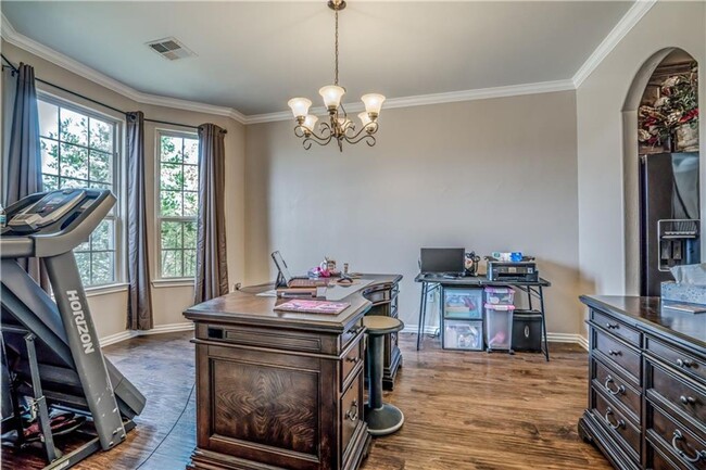 Building Photo - Deer Creek Schools + 4 bedroom + Gated Com...