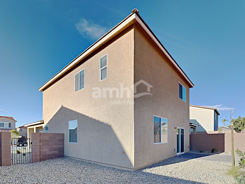 Building Photo - 720 Sienna Rising Dr