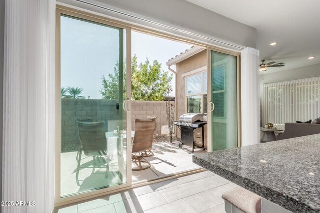 Building Photo - 1914 N 140th Ave