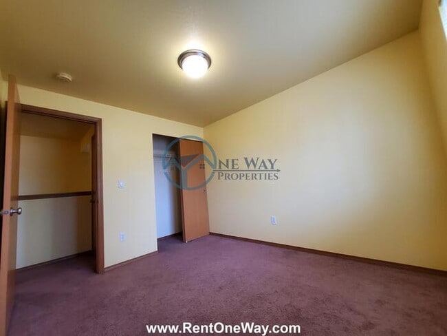 Building Photo - 103 165th St S