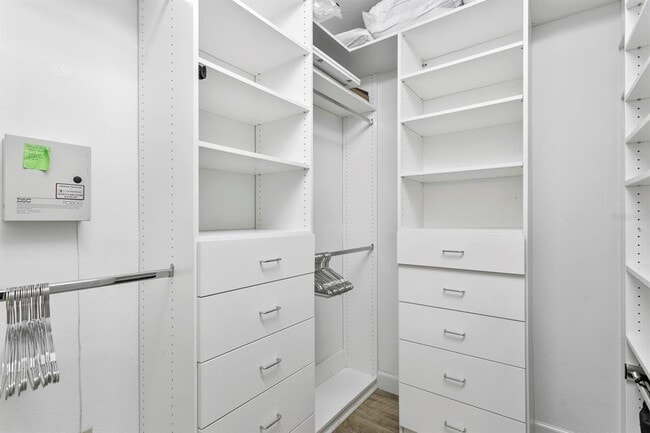 Building Photo - 1233 Clays Trail