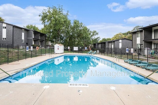 Building Photo - 7801 W 83rd St
