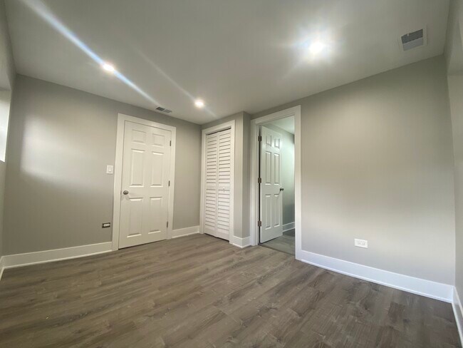 Building Photo - 4234 W Crystal St