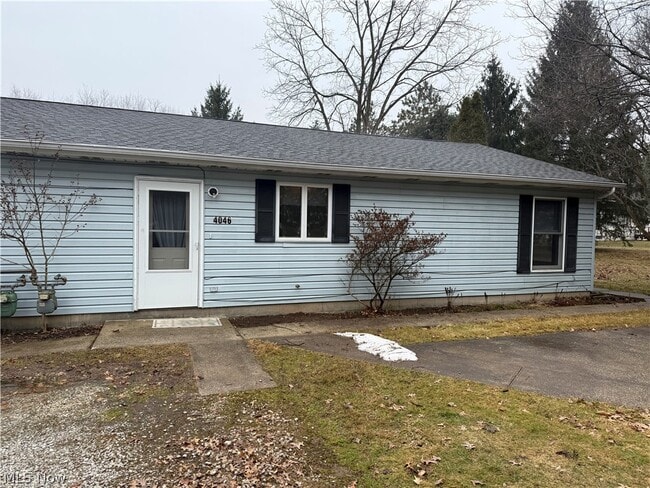 Primary Photo - 4044 Mogadore Rd