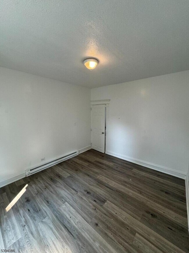 Building Photo - 205 N Clinton St