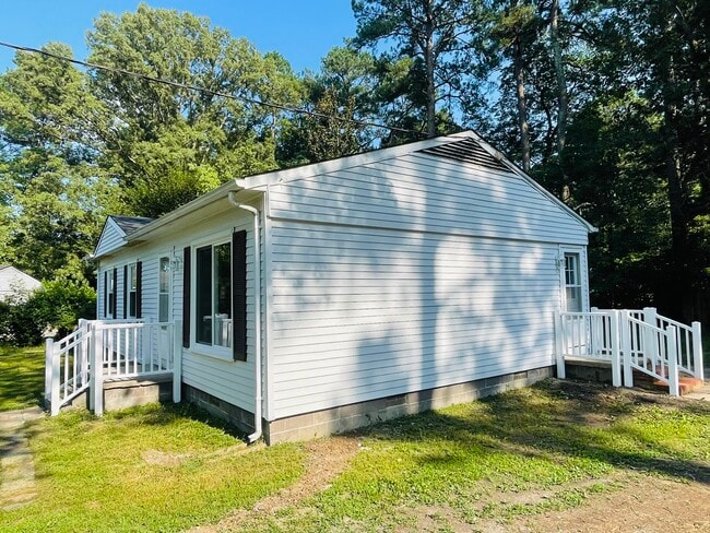 Building Photo - 119 Williamson Dr