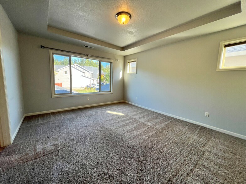 Building Photo - 3075 Flame Tree Ln NW