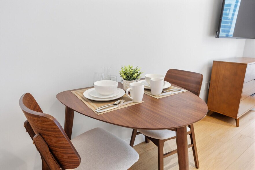 Building Photo - 160 Water St