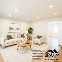 Building Photo - 15550 Vanowen St