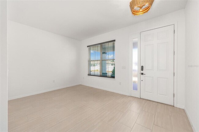 Building Photo - 6366 SW 77th Ave