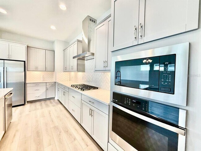Building Photo - 35609 Stableton Ln
