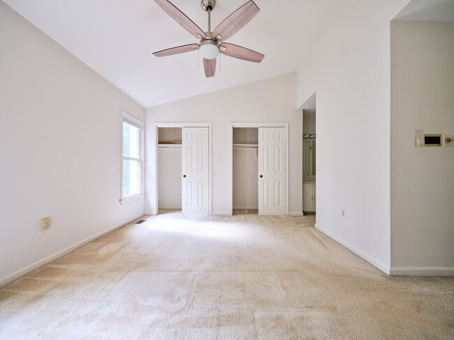 Building Photo - 1339 Templeton Pl