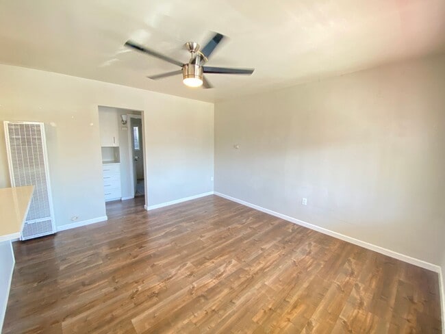 Building Photo - 4428 Oregon St
