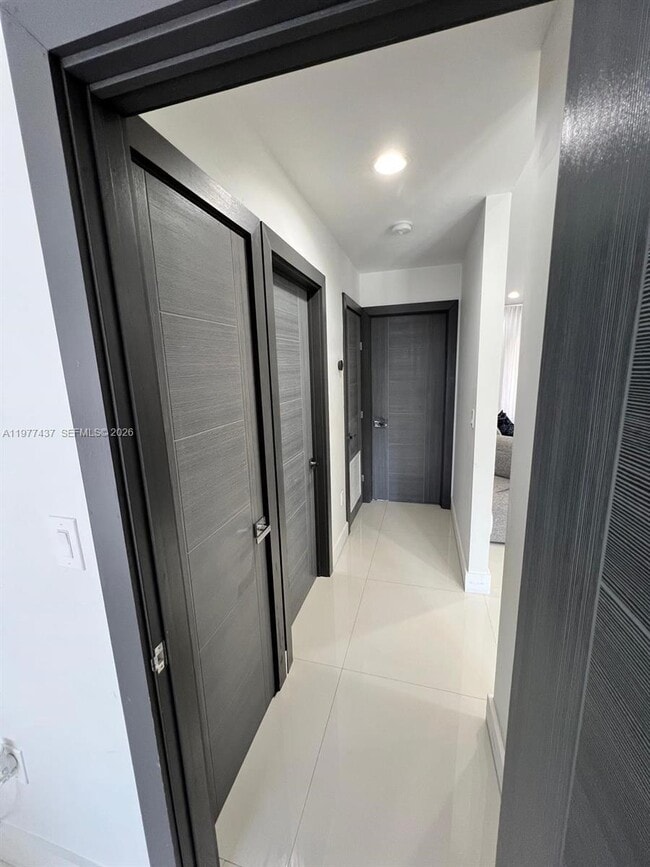 Building Photo - 20789 SW 129th Ct