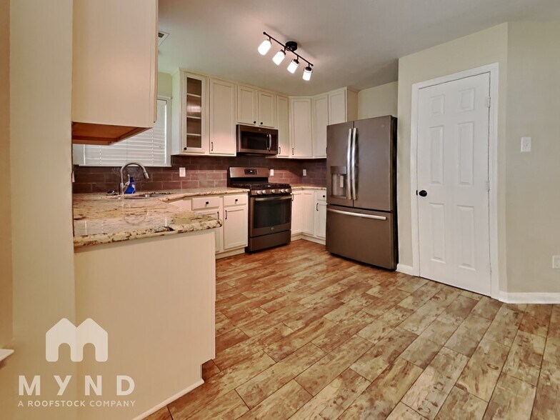 Building Photo - 2810 Orchid Tree Ln