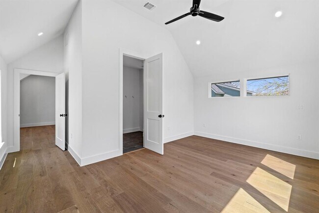 Building Photo - 710 Philco Dr