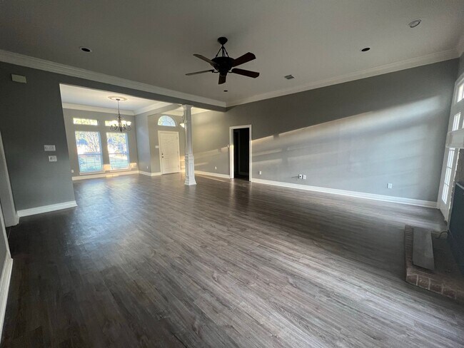 Building Photo - BAY HILLS SUBDIVISION. BENTON SCHOOLS