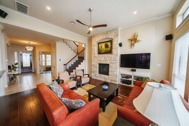 Building Photo - Executive Style Home Now Available in Ston...