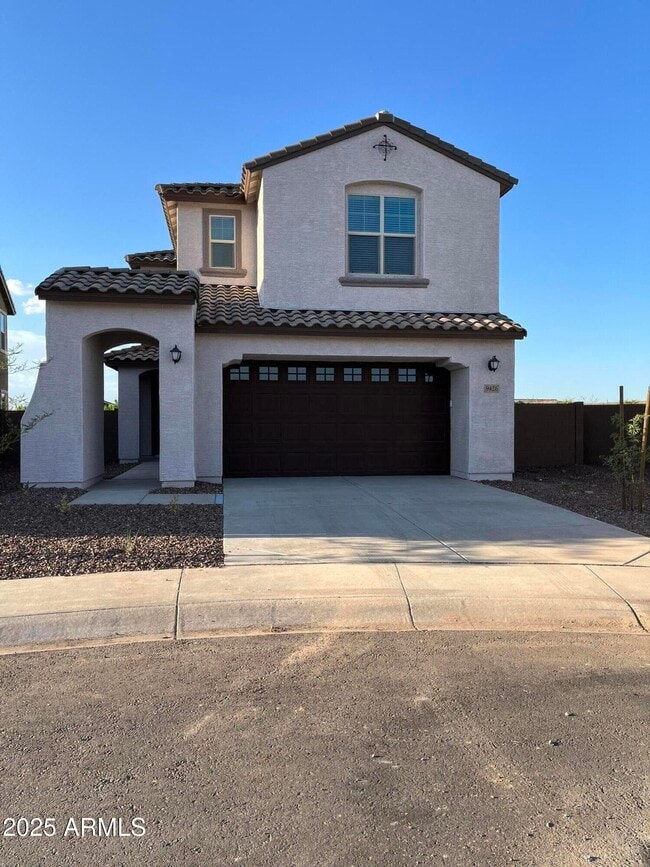 Building Photo - 9426 W Sells Dr