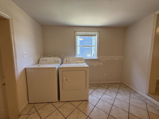 Building Photo - 1414 Princess Anne St