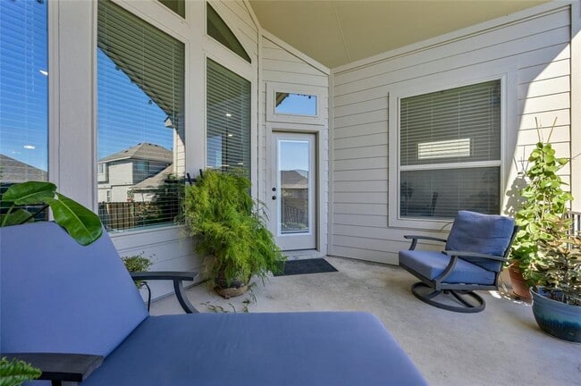 Building Photo - 117 White Steppe Way