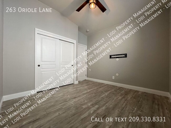 Building Photo - 263 Oriole Ln