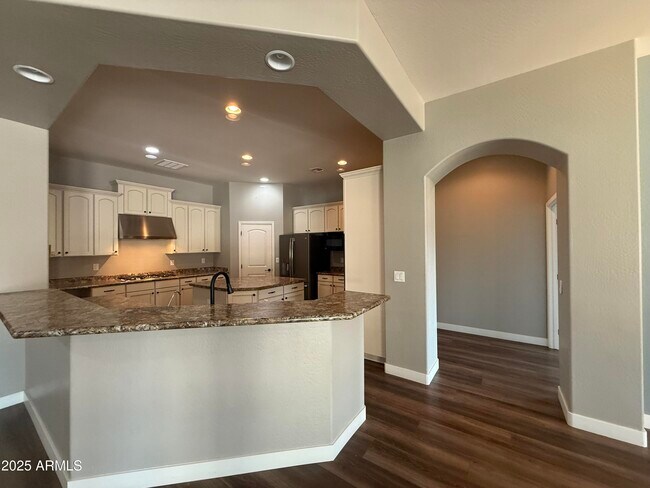 Building Photo - 3123 W Melody Dr
