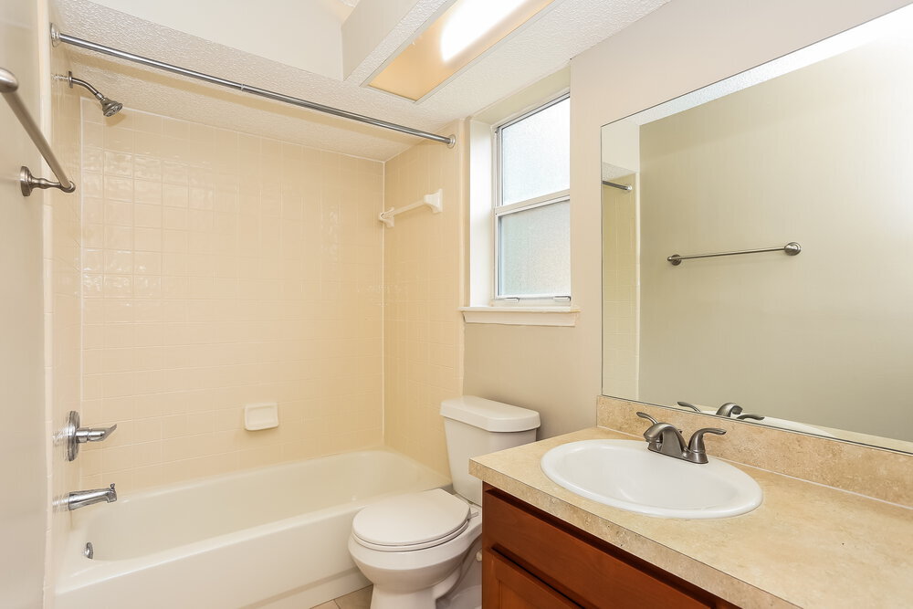 Building Photo - 9260 Topohill Ct