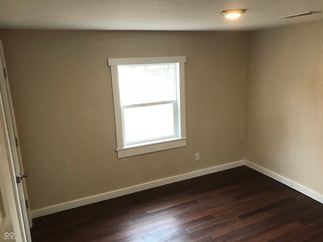 Building Photo - 15665 Westfield Blvd
