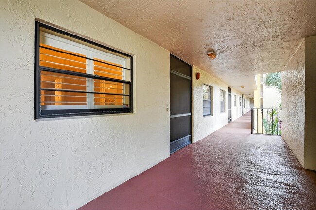 Building Photo - 23345 Carolwood Ln