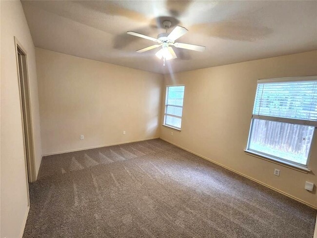 Building Photo - 11620 Paul E Anderson Dr