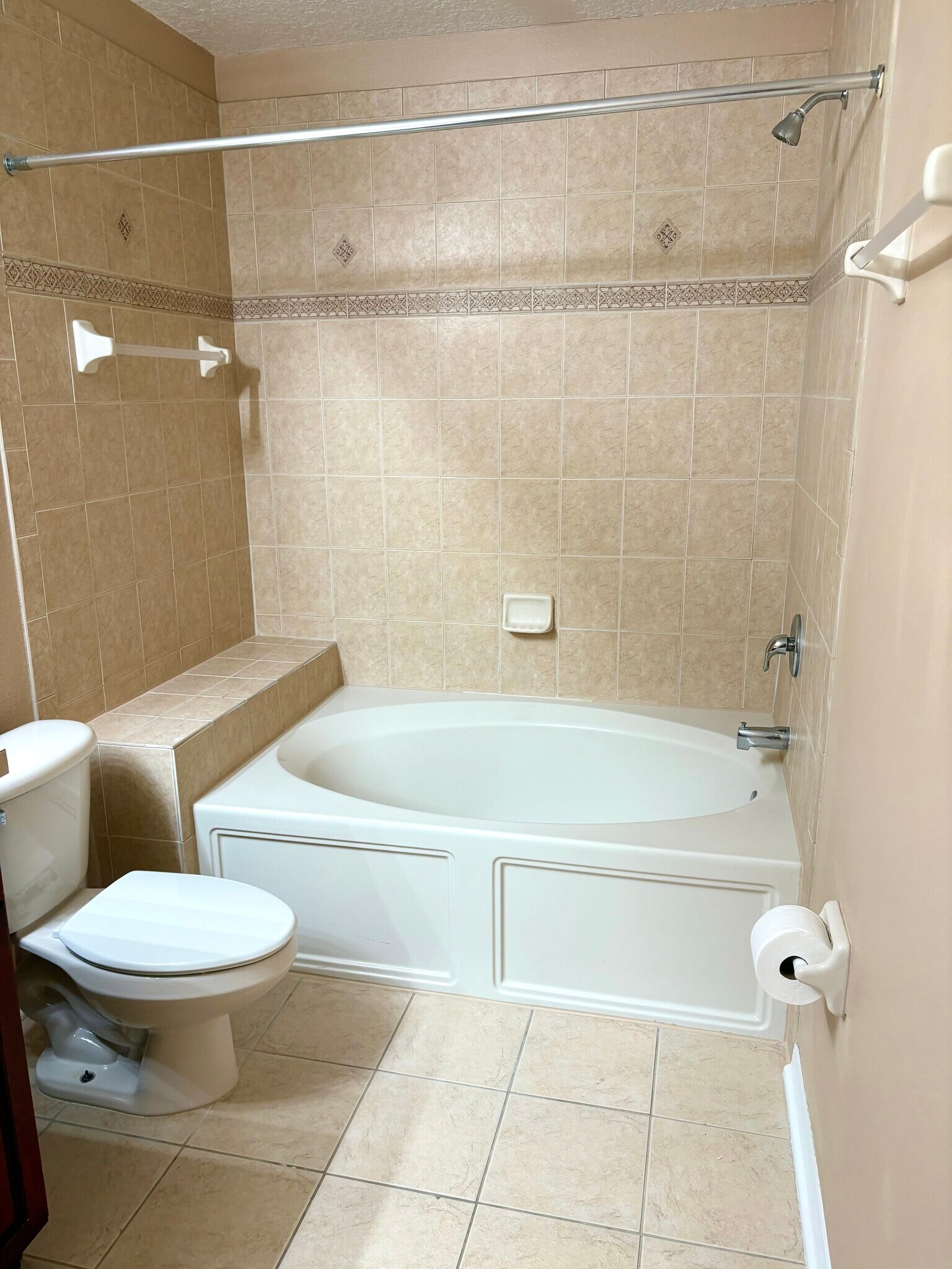 Building Photo - 762 Ginger Mill Dr