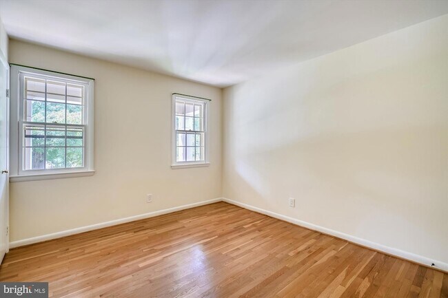 Building Photo - 11200 Powder Horn Dr