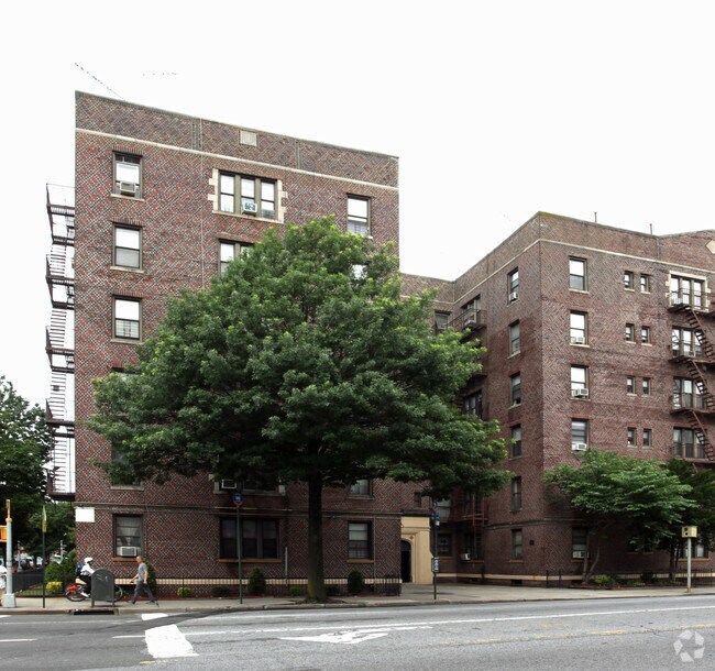 Building Photo - 1866 Ocean Ave
