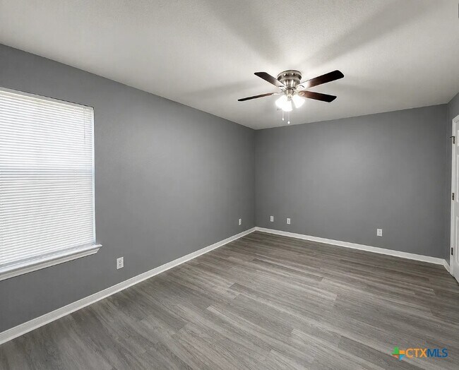 Building Photo - 2907 Cantabrian Dr